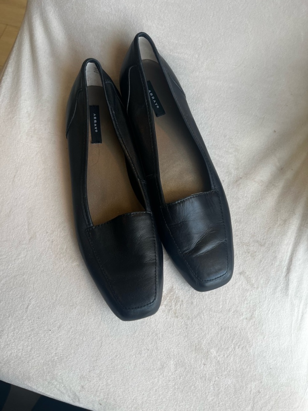 Array Black‎ Leather Square-Toe Loafers